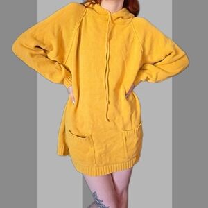 GAP Yellow Women's Sweater